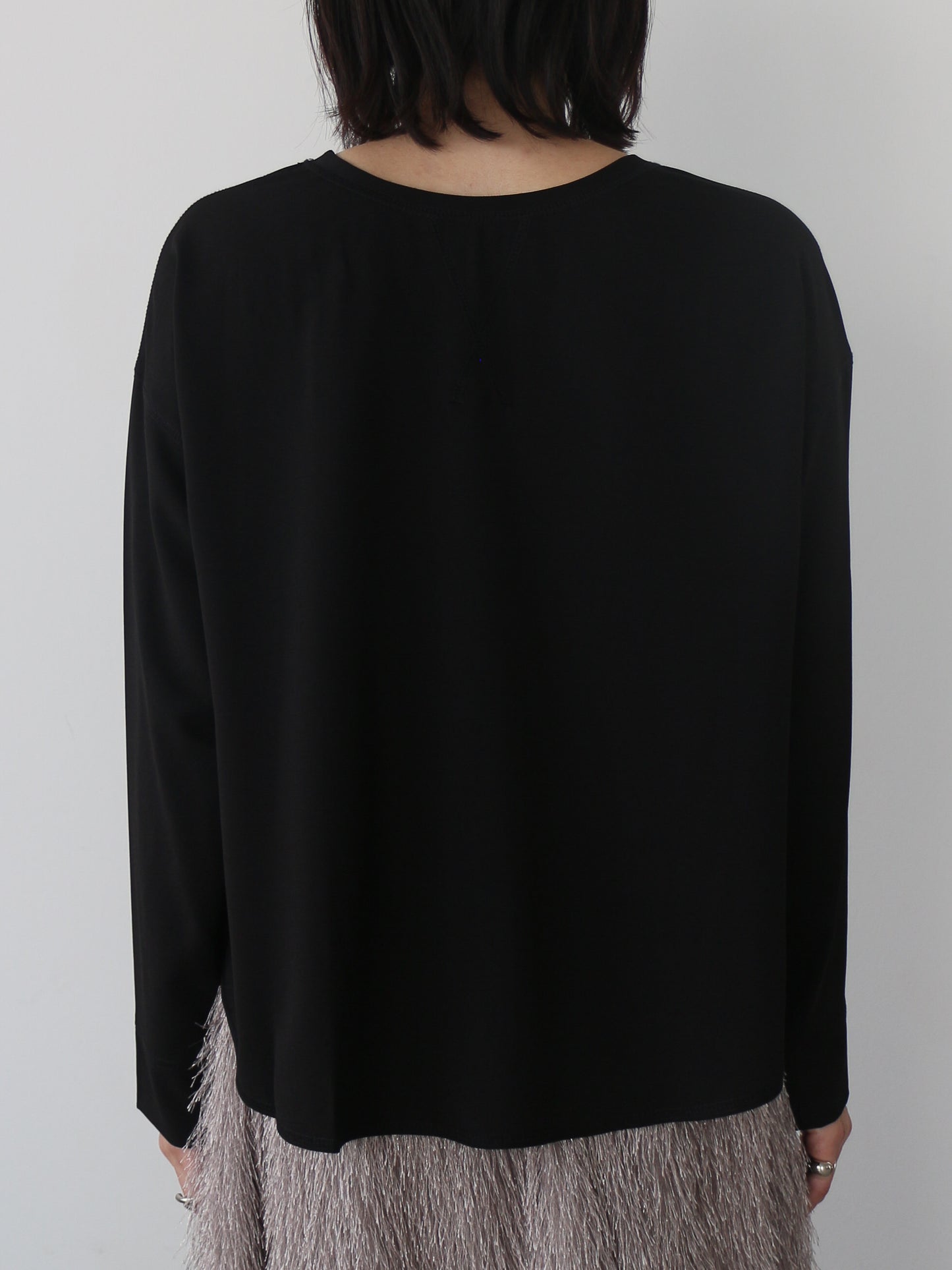 eru　2WAYロゴプリントプルオーバー