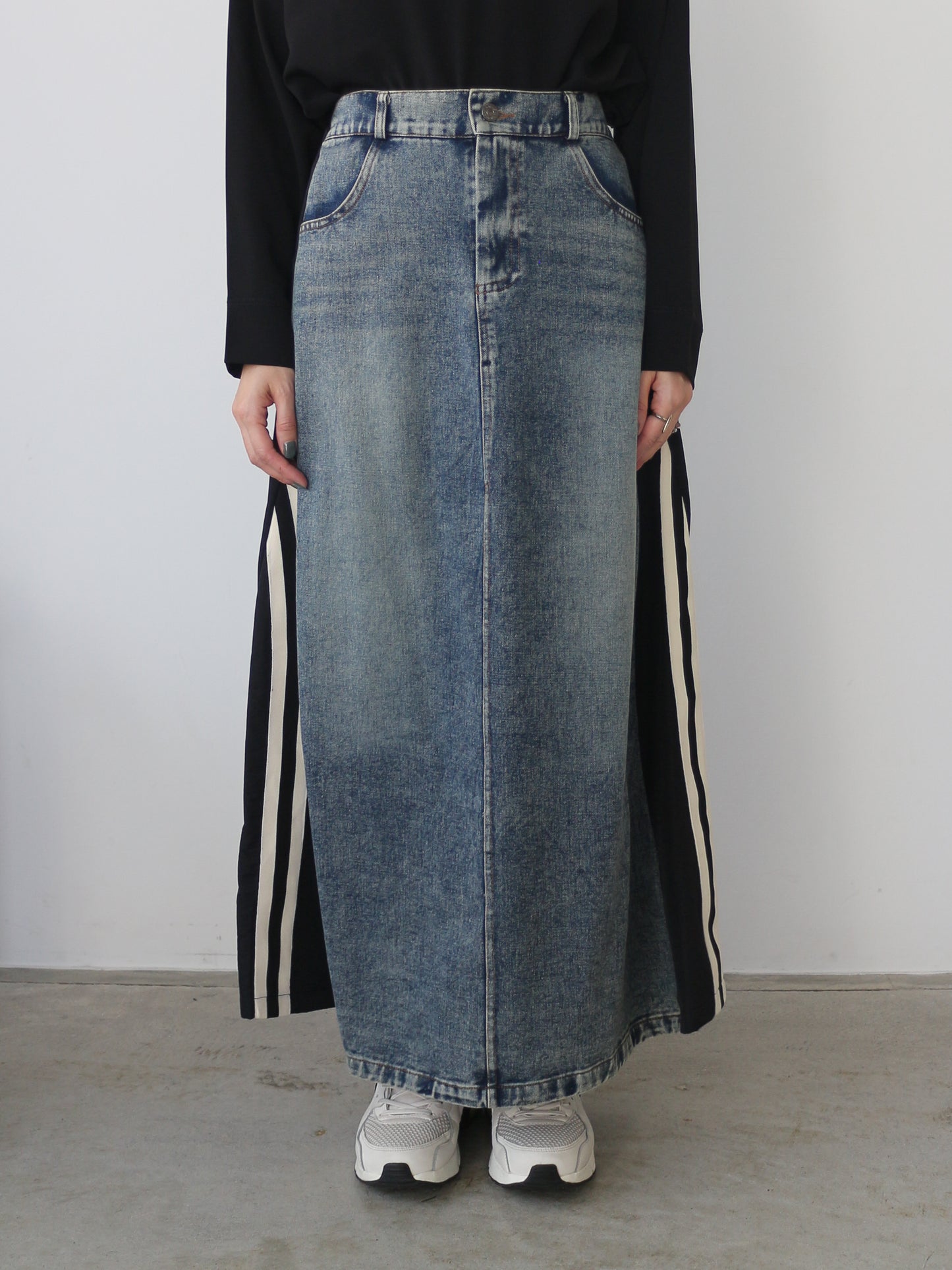 eru　スポーティラインデニムスカート