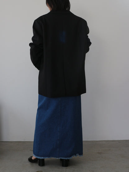 eru　スプレーロゴプリントジャケット