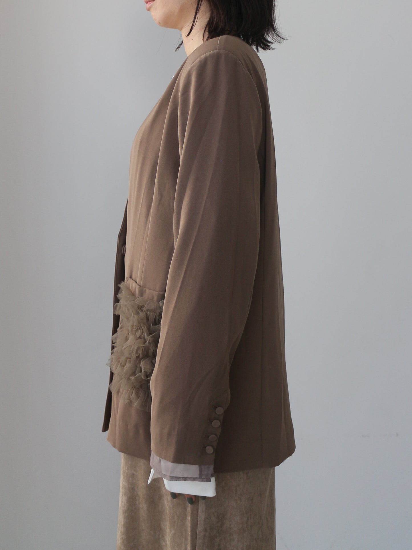 ポケットフリルジャケット
