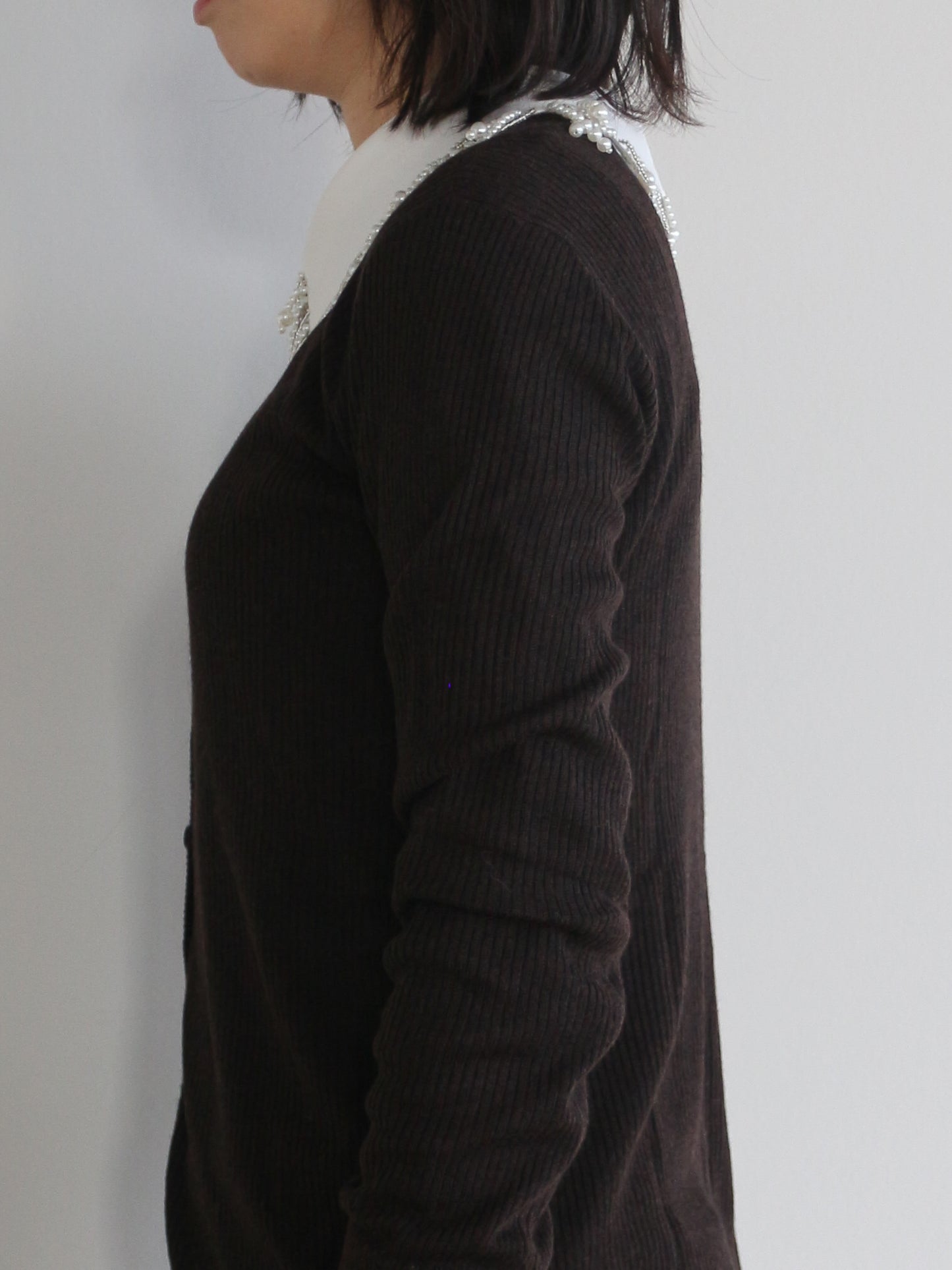 eru　パール付け衿