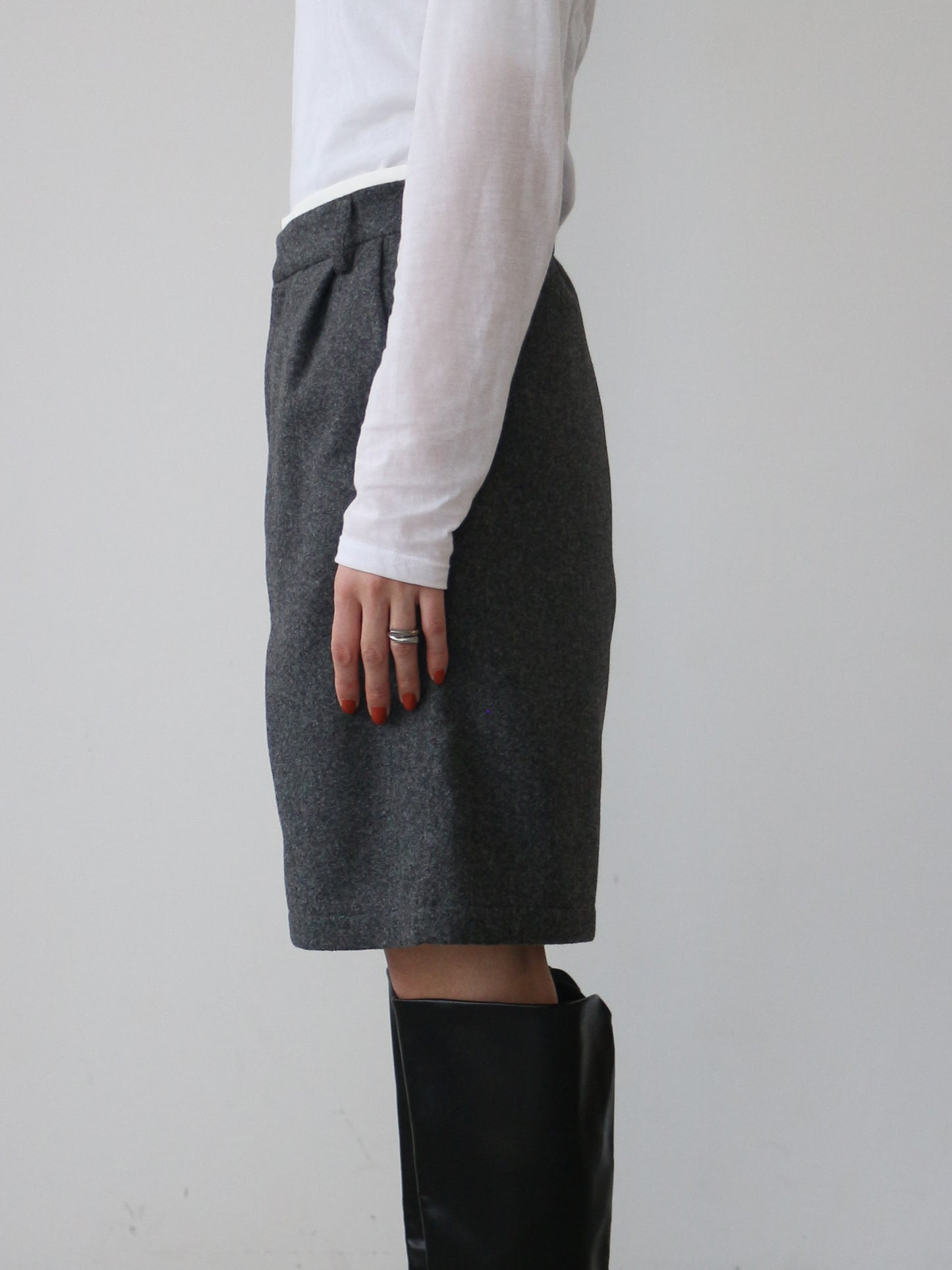 eru　タックハーフパンツ