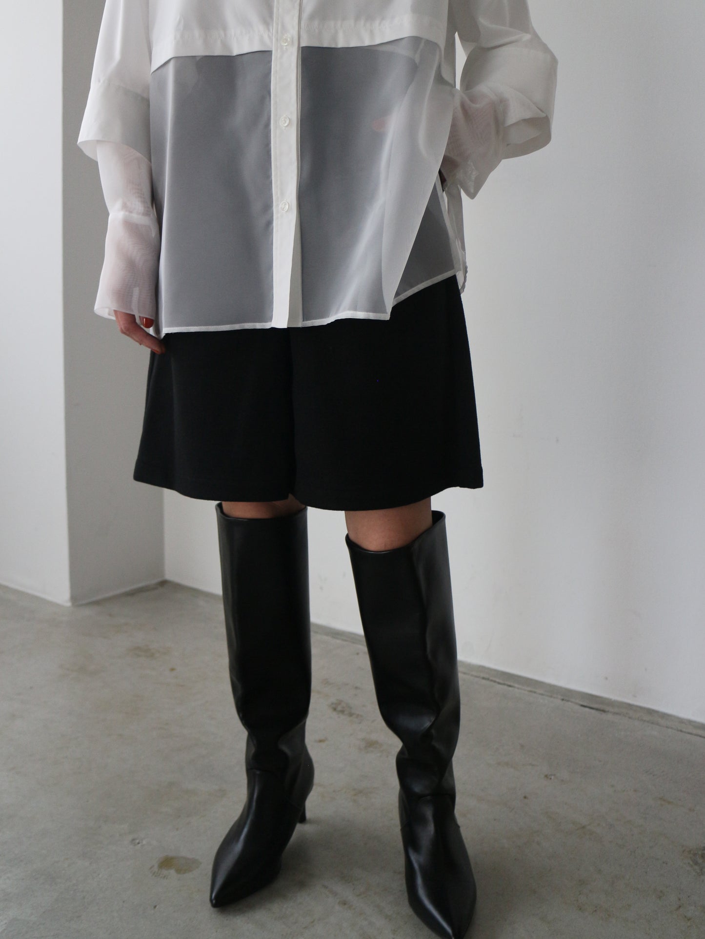 eru　タックハーフパンツ