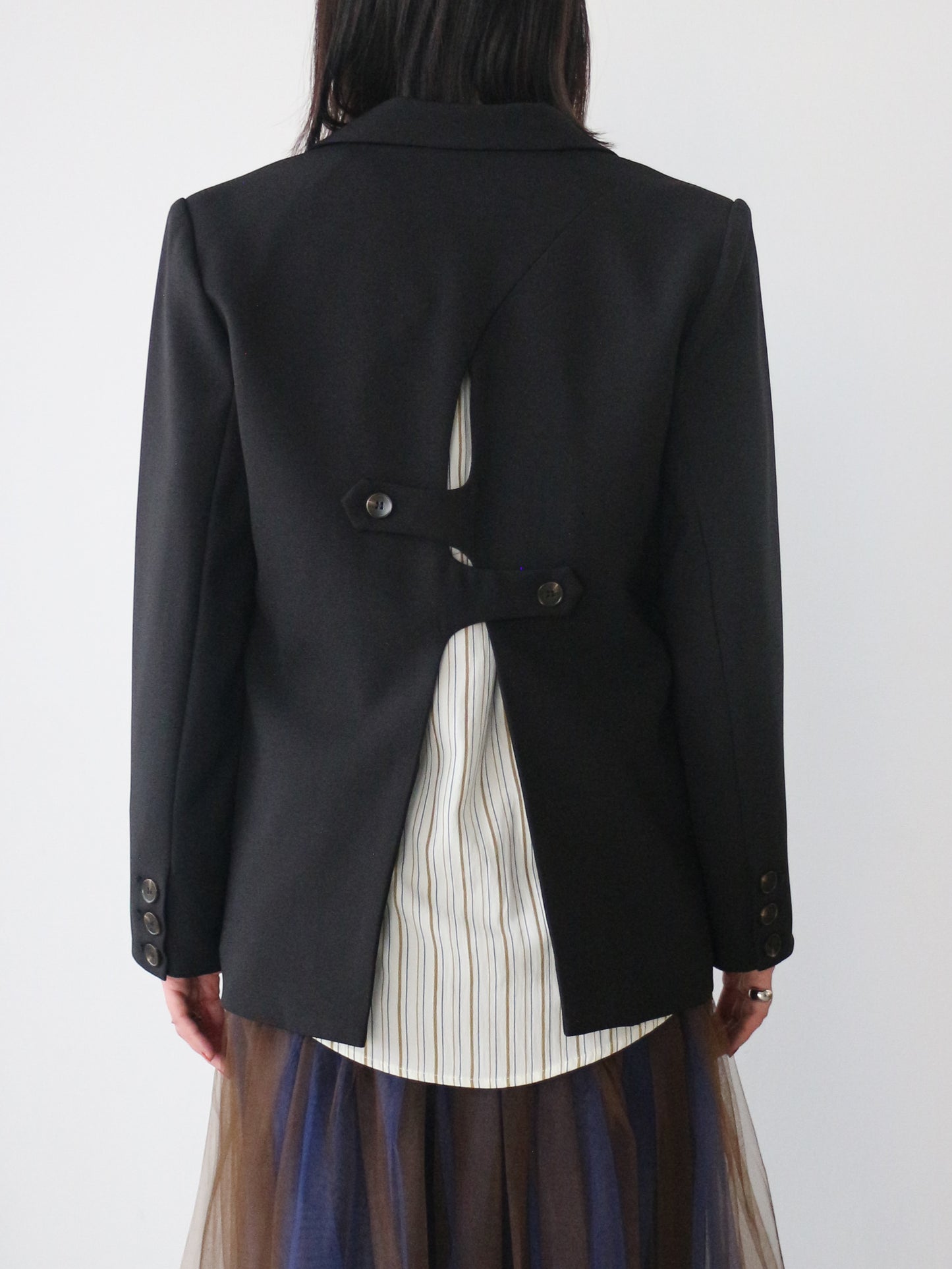 eru  バックデザインジャケット