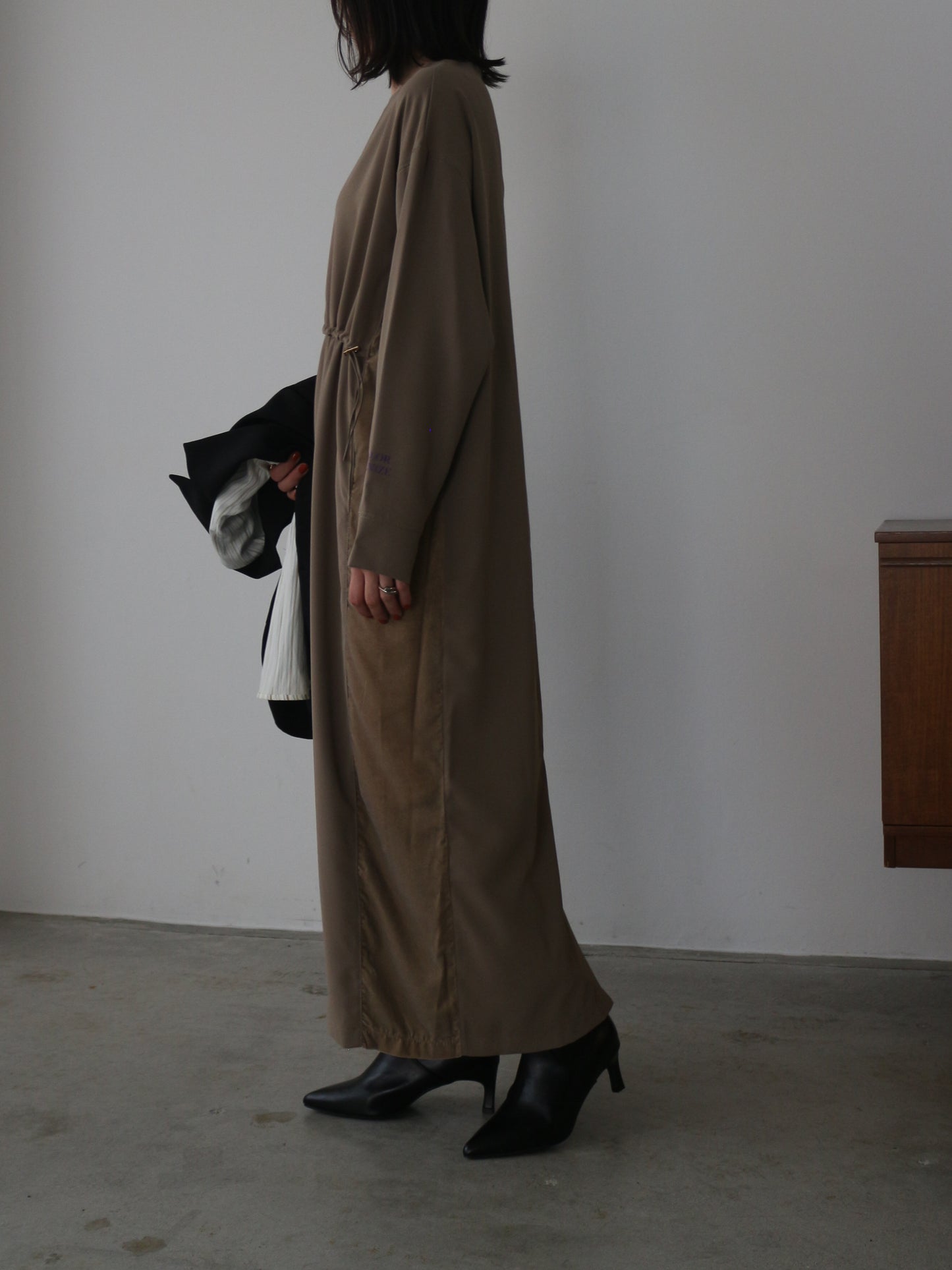 eru　【オリジナル図案】ロゴプリントワンピース