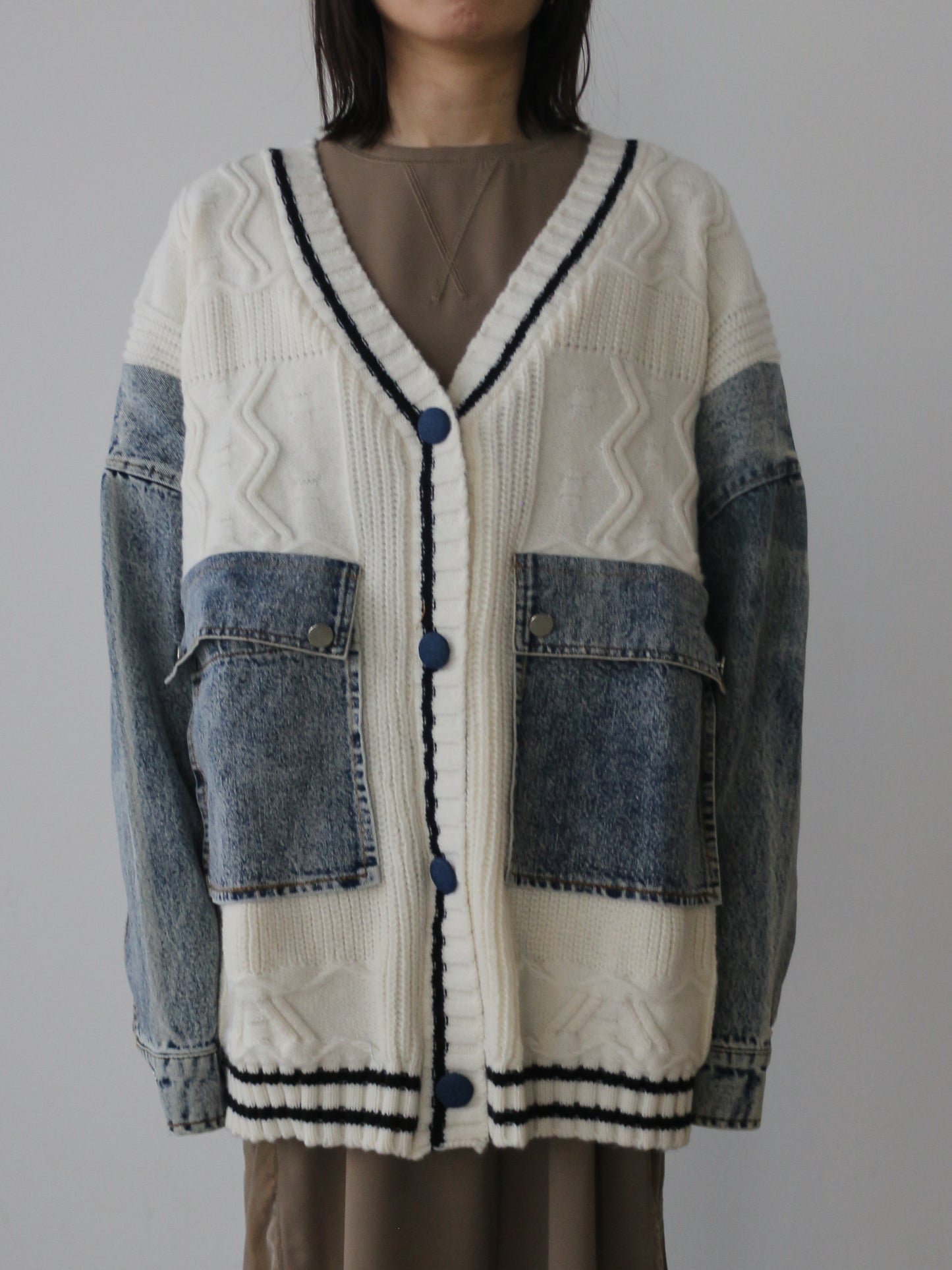 eru　デニムスリーブドッキングカーディガン