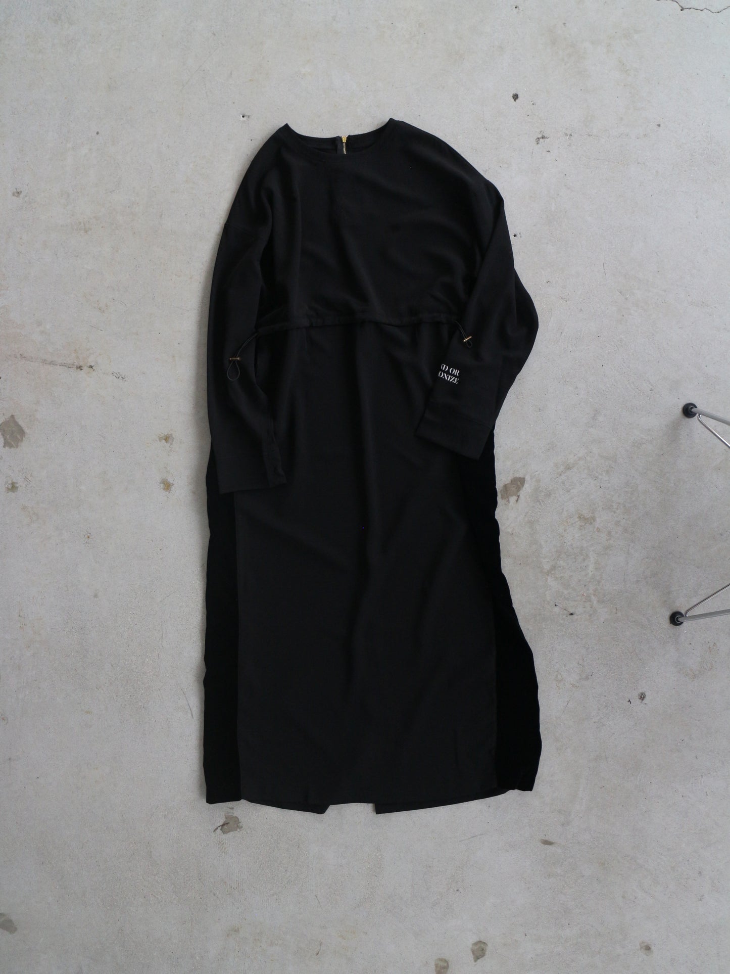 eru　【オリジナル図案】ロゴプリントワンピース