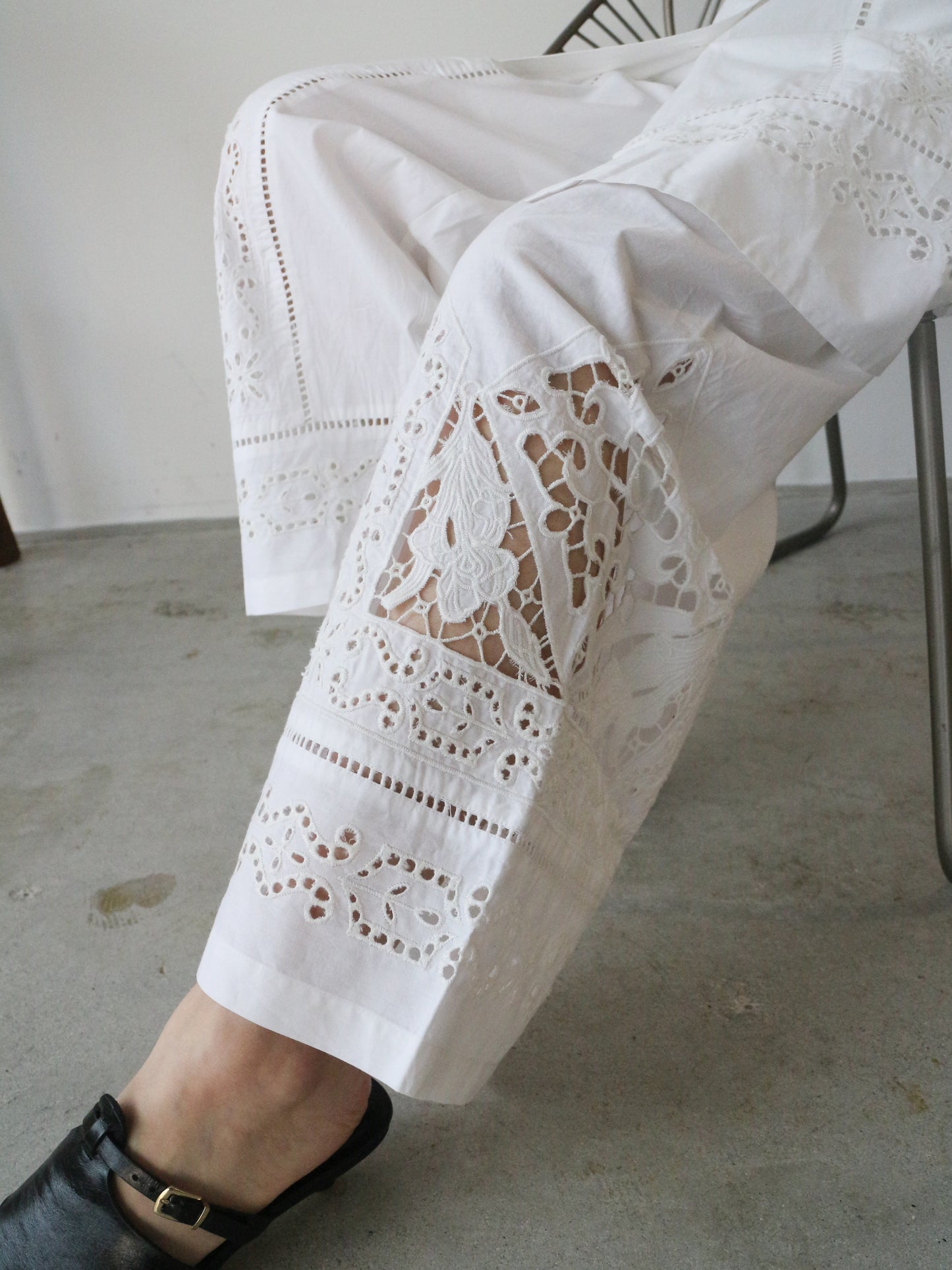 Pqran　【オリジナル図案】カットワーク刺繍パンツ