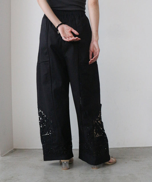 Pqran　【オリジナル図案】カットワーク刺繍パンツ