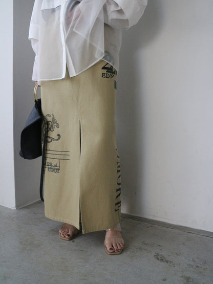 Pqran　【オリジナル図案】ウイスキープリント×刺繍スカート